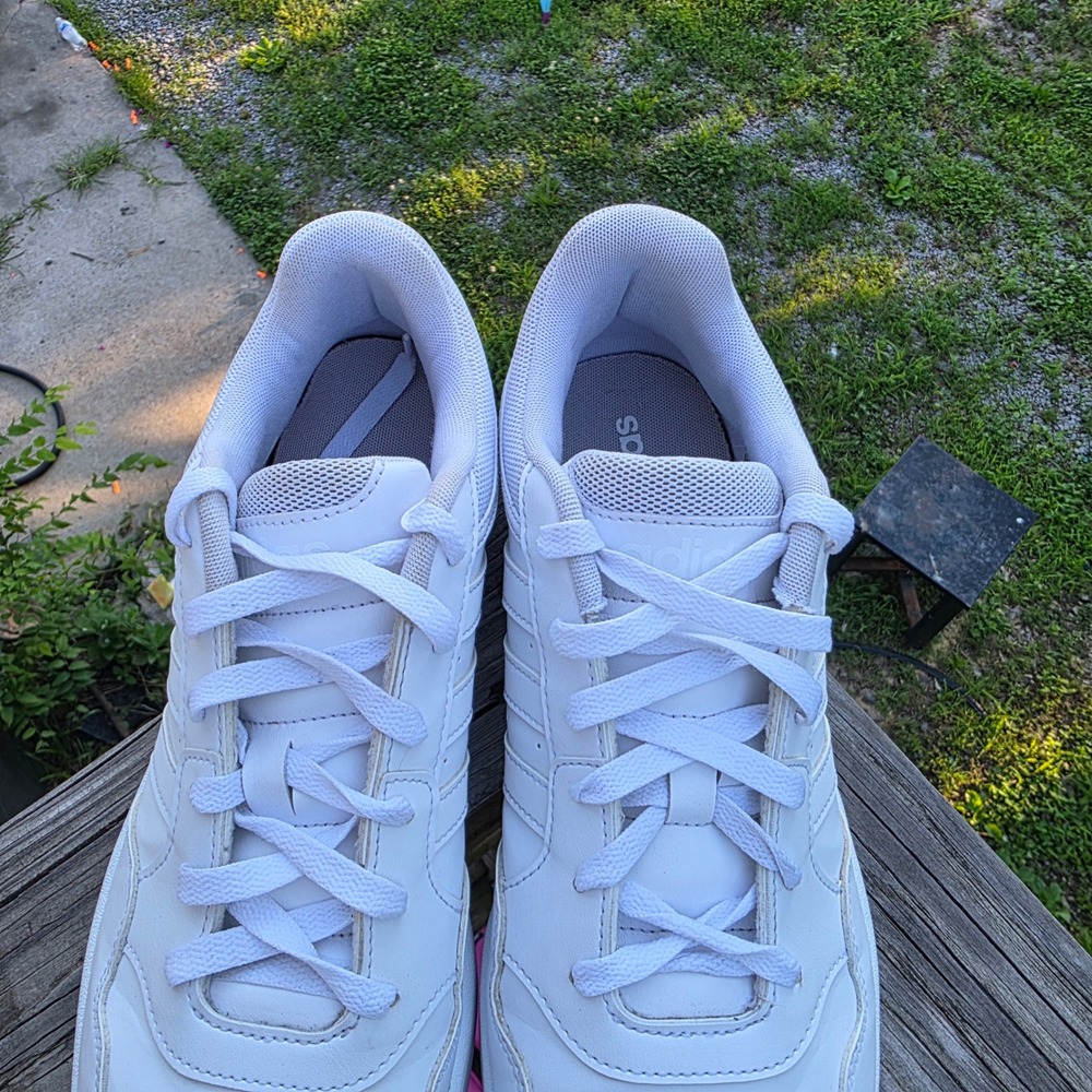 Adidas Hoops 3.0 Low Classic Vintage Mens Shoes Triple White GW3036 Size 11 - Picture 2 of 8